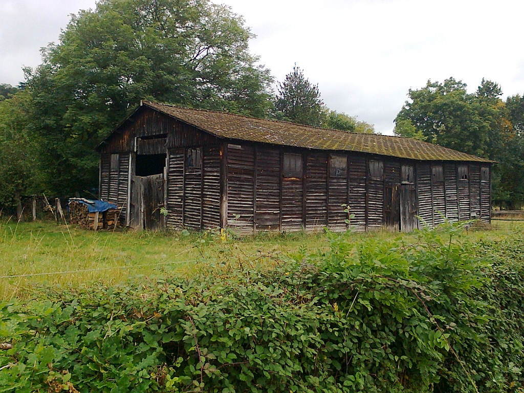 20121206 TEMPORARY BARAQUE HUTMENTS Near Berjou, Normandy 03.jpg
